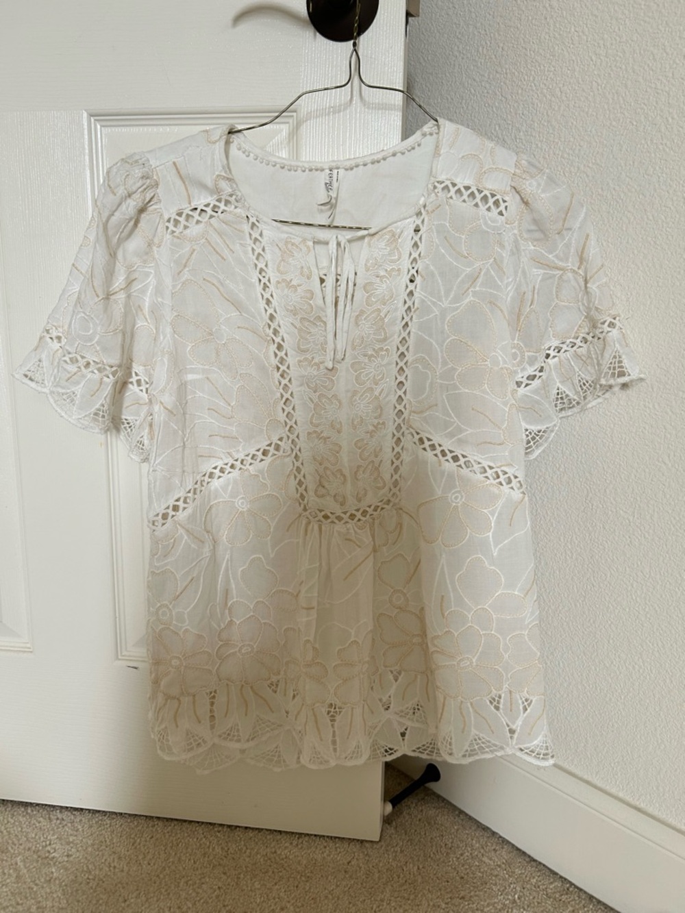 Anthropologie Cream Lace Embroidered Boho Blouse